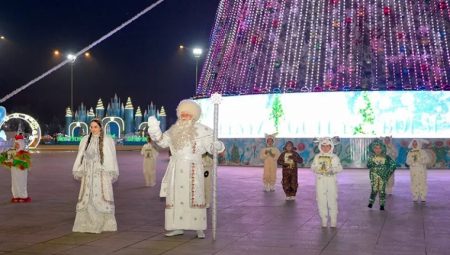 Türkmenistan’da Yeni Yıl Kutlamaları Yasaklandı