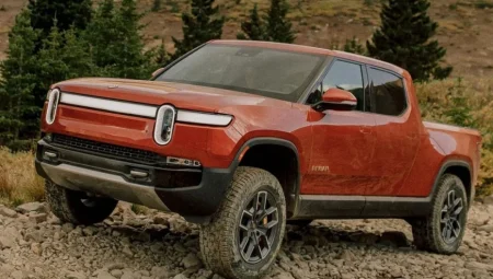 Rivian CEO’su RJ Scaringe: ‘Çin, elektrikli araç dönüşümünde ABD’nin altı katı hızla ilerliyor’